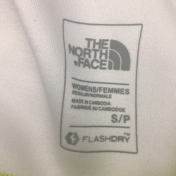 Neon green sports bra from The North Face - Picture 4 of 4